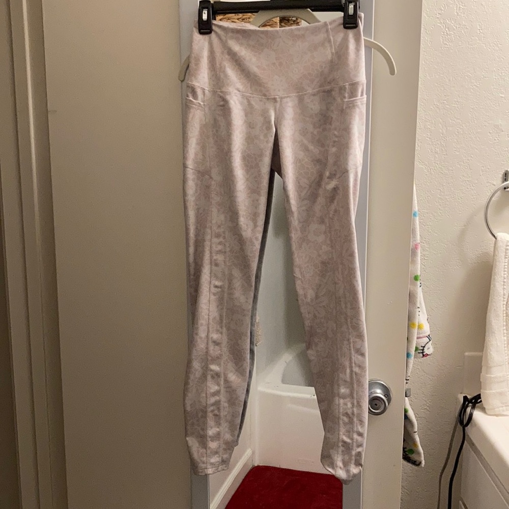 Pop flex leggings lace design